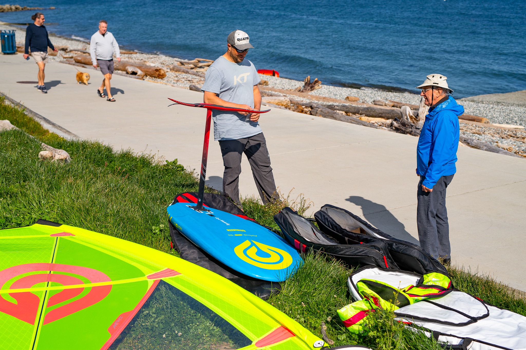 First day at Ross Bay in years
Quick Demo of new 2022 KT and Goya foil gear

Photos by: Winddoctor
